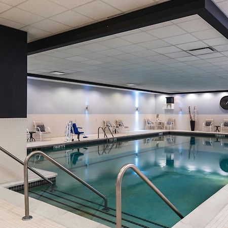 Renaissance Chicago O'Hare Suites Hotel Rosemont Exterior photo